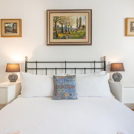 Apartment On Shopping Street Cagliari Exterior foto