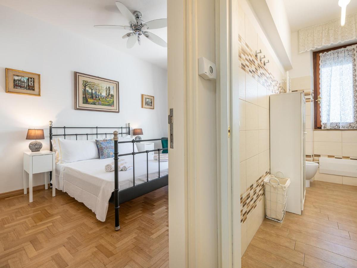 Apartment On Shopping Street Cagliari Exterior foto