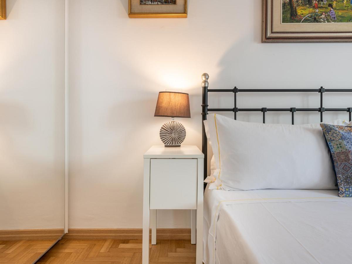 Apartment On Shopping Street Cagliari Exterior foto