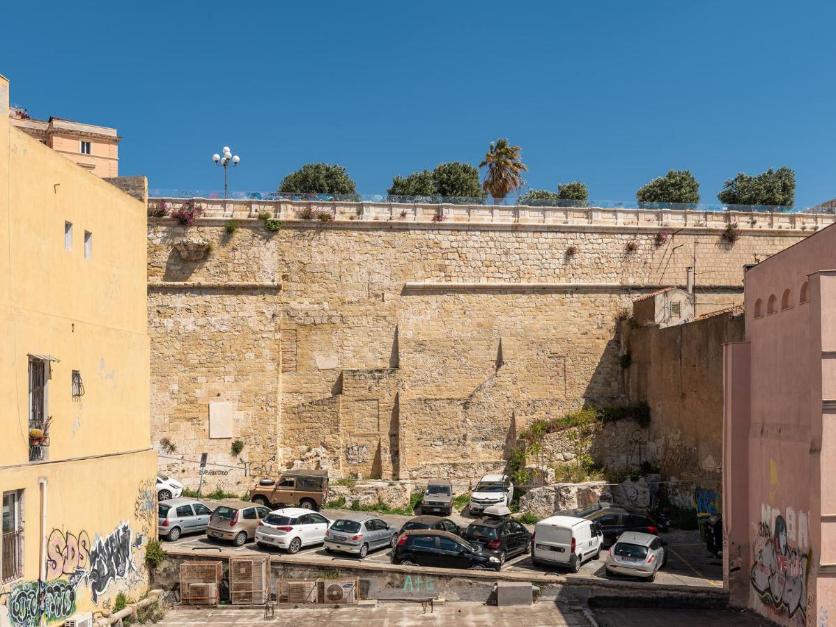 Apartment On Shopping Street Cagliari Exterior foto